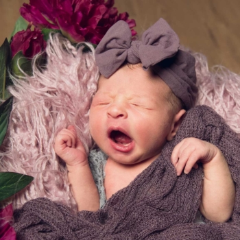 NEWBORN (17)
